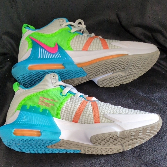 Nike Lebron Witness 7 Grey fog Multi Sneakers Men's sz 10​ - Picture 6 of 6